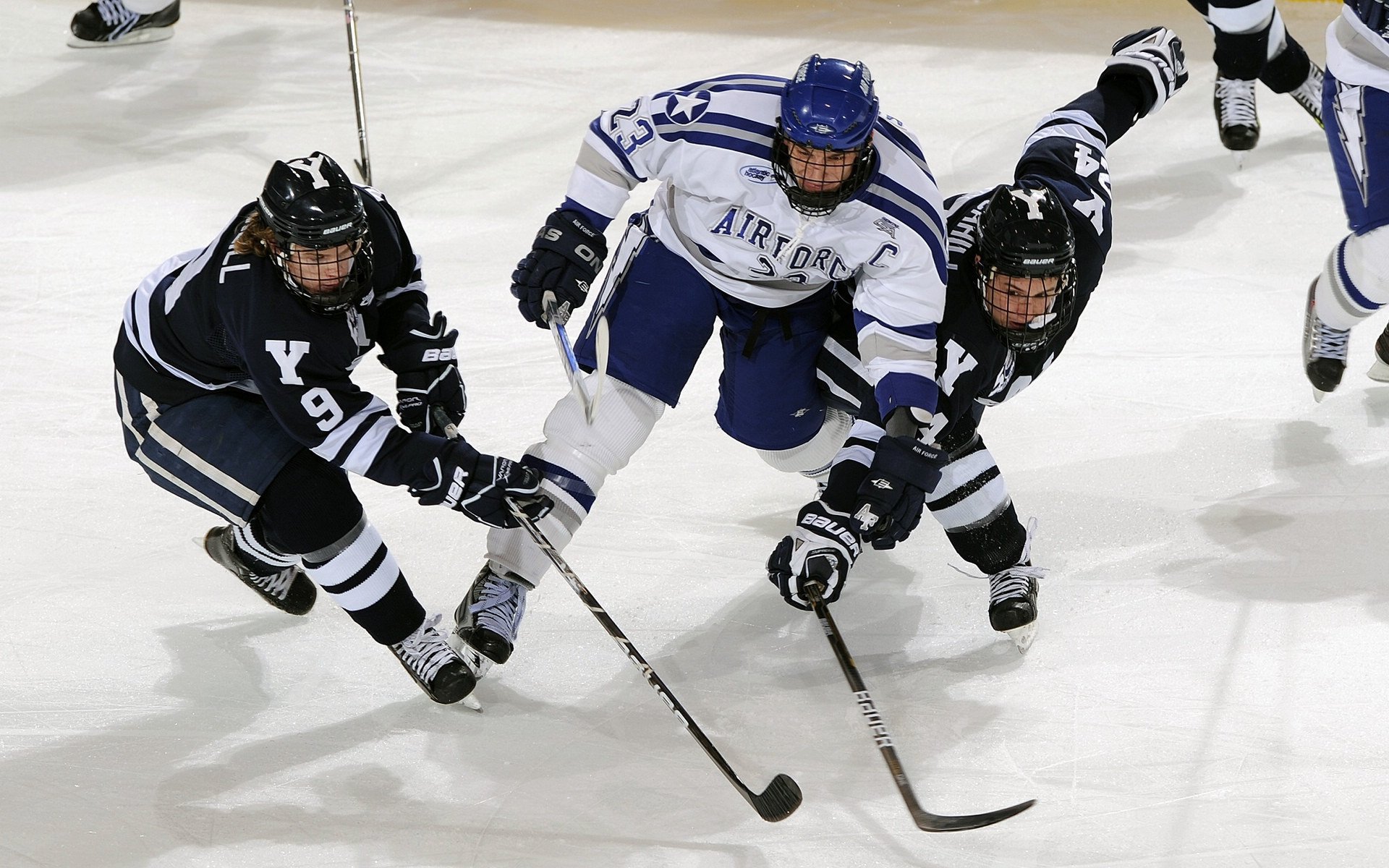 自由泳200米史密斯激烈拼搏夺银，自由泳200米比赛视频